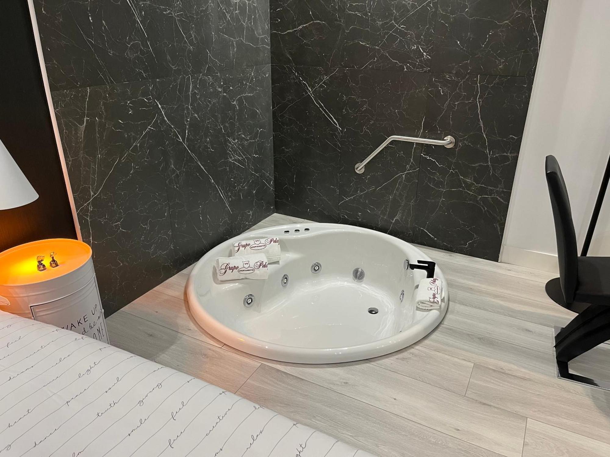 H Pelayo Auto Check-In Rooms نوخا المظهر الخارجي الصورة