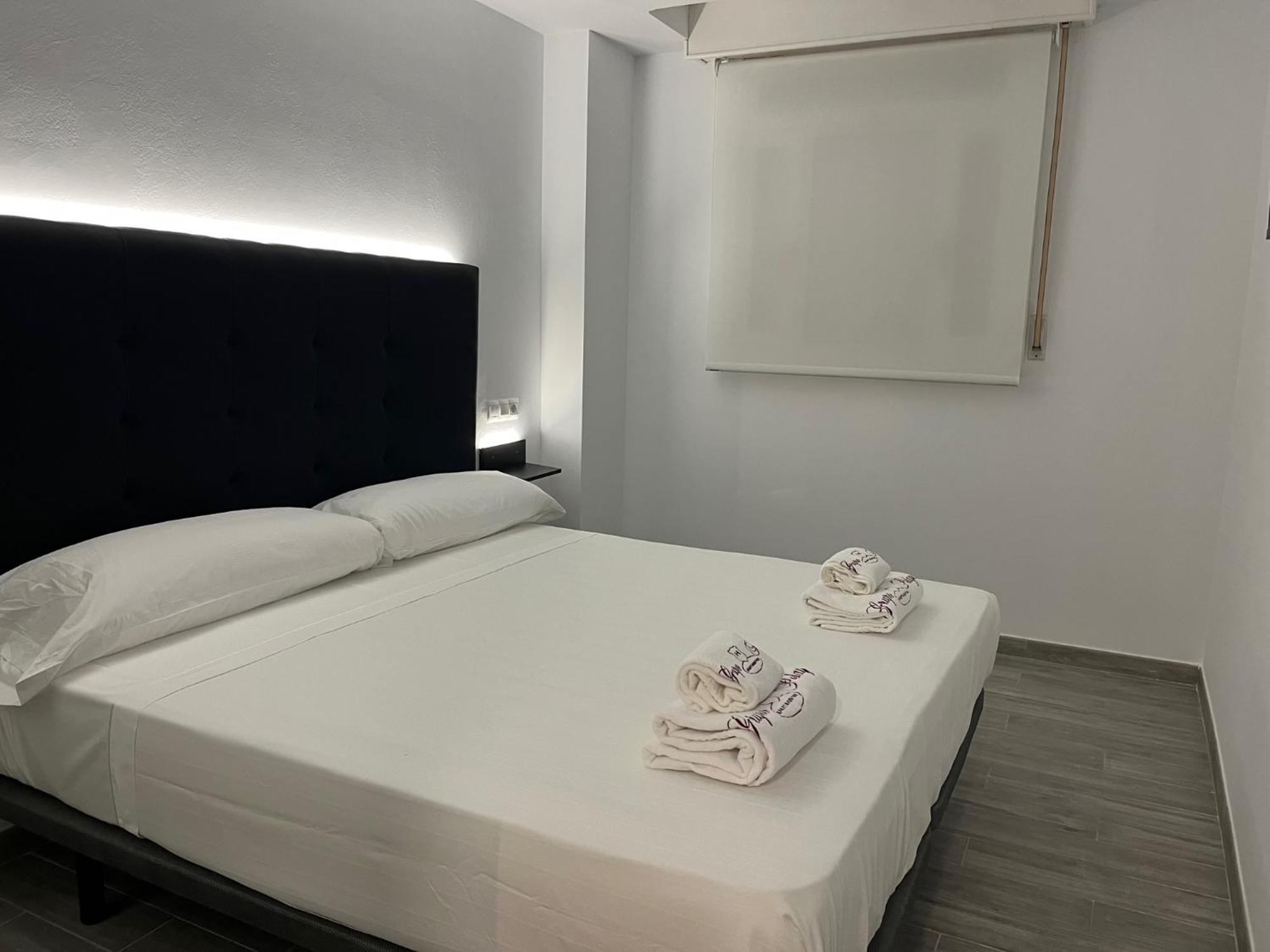 H Pelayo Auto Check-In Rooms نوخا المظهر الخارجي الصورة
