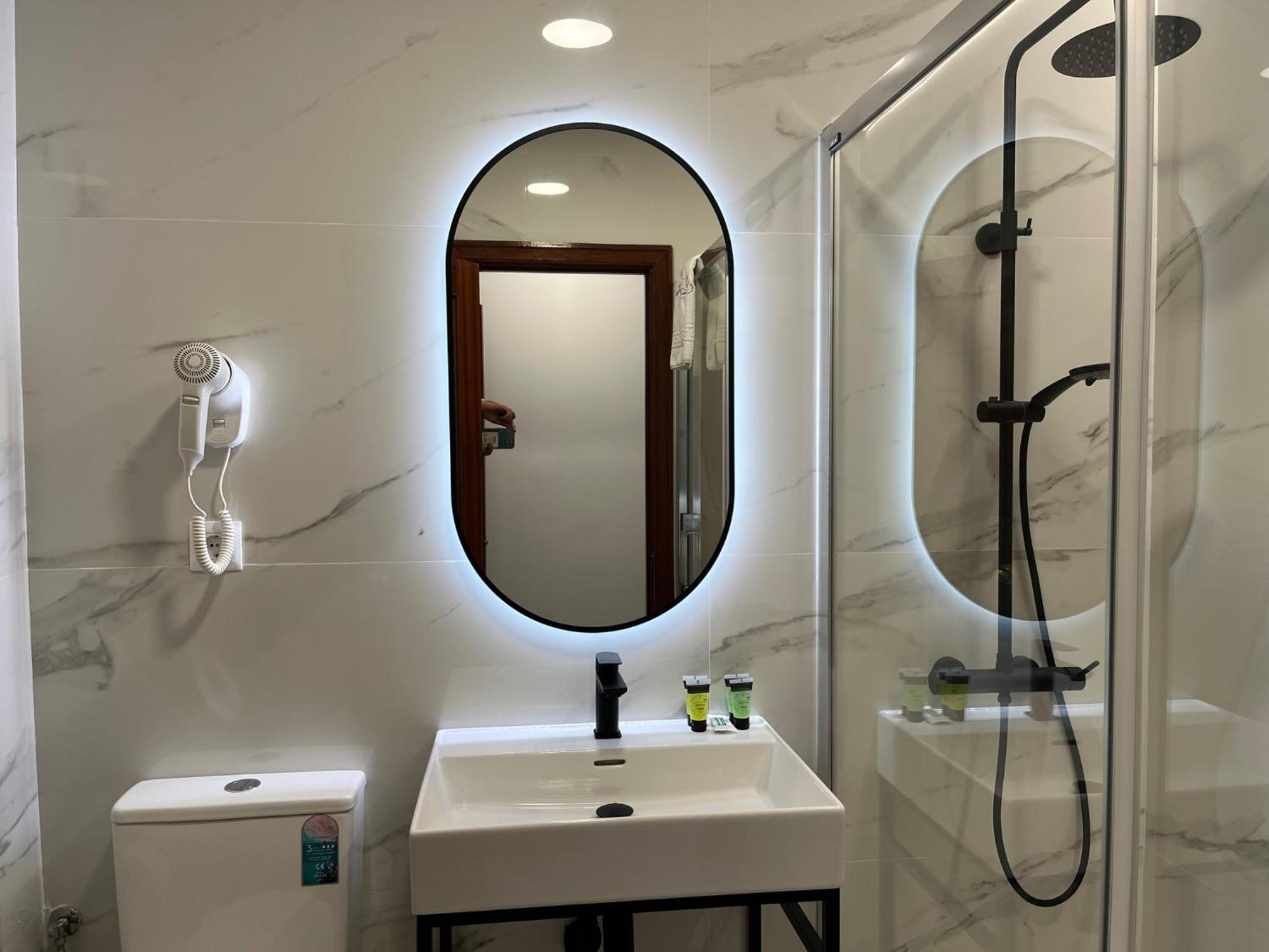 H Pelayo Auto Check-In Rooms نوخا المظهر الخارجي الصورة